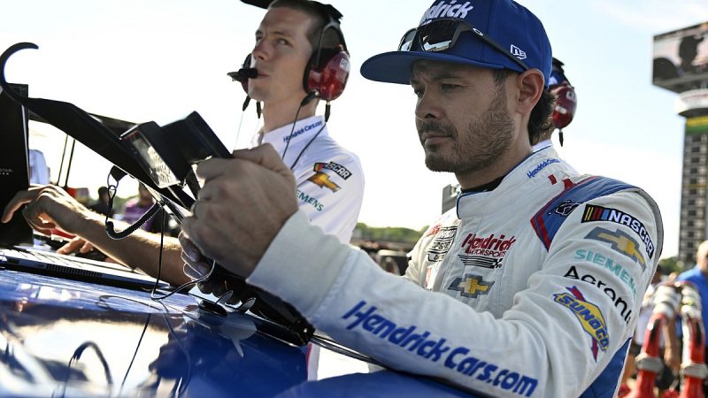 kyle larson hendrick motorsport 2022 1