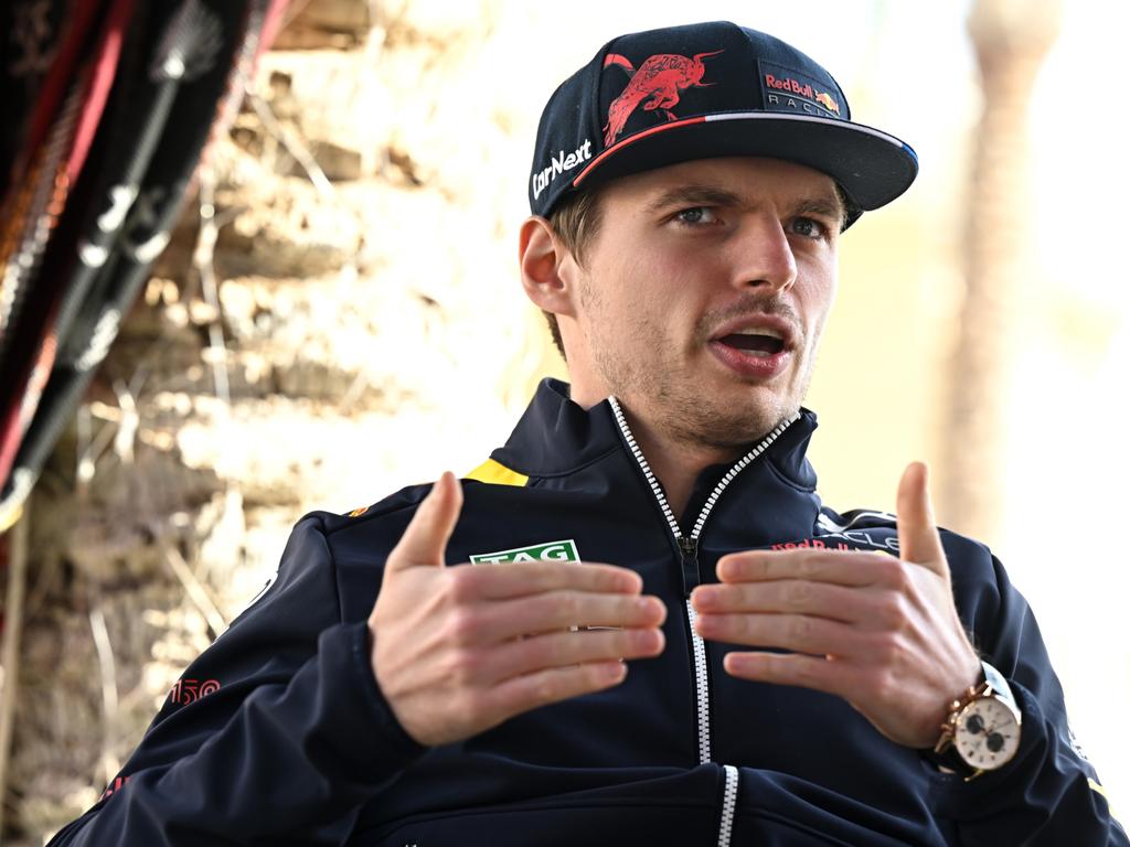Verstappen intends to get a F1 super license with an unprecedented sum